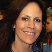 Annabeth Gish