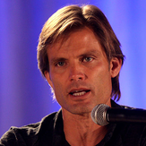 Casper Van Dien