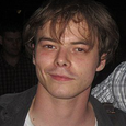 Charlie Heaton
