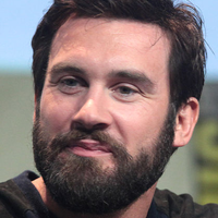 Clive Standen