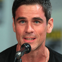Eddie Cahill