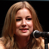 Emily VanCamp