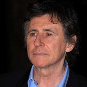 Gabriel Byrne