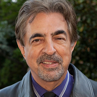 Joe Mantegna