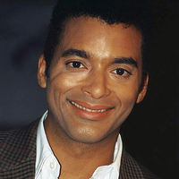 Jon Secada