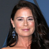 Maura Tierney