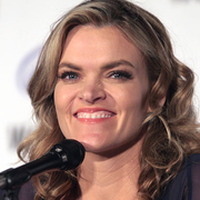 Missi Pyle