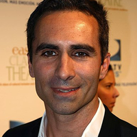 Nestor Carbonell