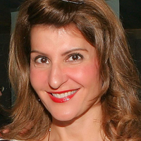Nia Vardalos