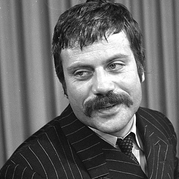 Oliver Reed