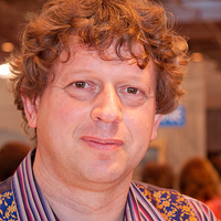 Peter F. Hamilton