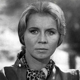 Salome Jens