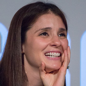 Shiri Appleby