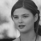 Stefanie Scott