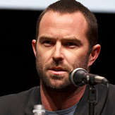 Sullivan Stapleton